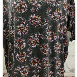 LuLaRoe NWT , S Irma, High/Low hem, half sleeve floral paisley over dark grey.